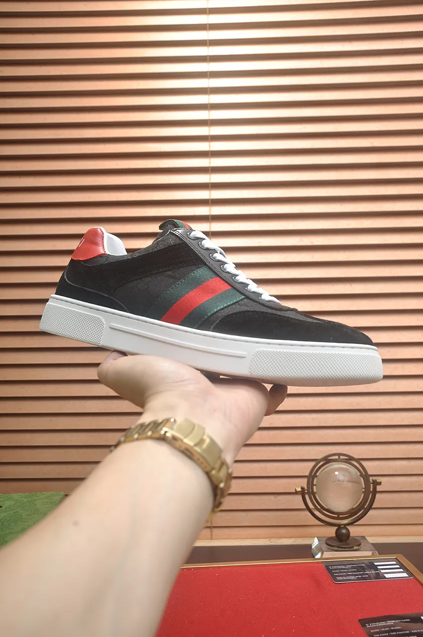 Men's men's shoes💰440💶[GUCCI] official website 1:1 men's sports shoes are now on the market. They are made of original fabric + water-dyed sheepskin lining, plus the official website original 1:1 comfortable outsole. Fashionable and versatile, super comfortable and breathable. Standard shoe size 38/45 (custom-made size 45 is non-refundable)